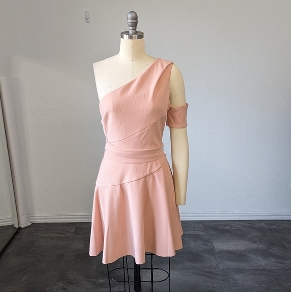 Finders Oblivion One Cold Shoulder Mini Dress Peach S cocktail wedding evening - Picture 3 of 11